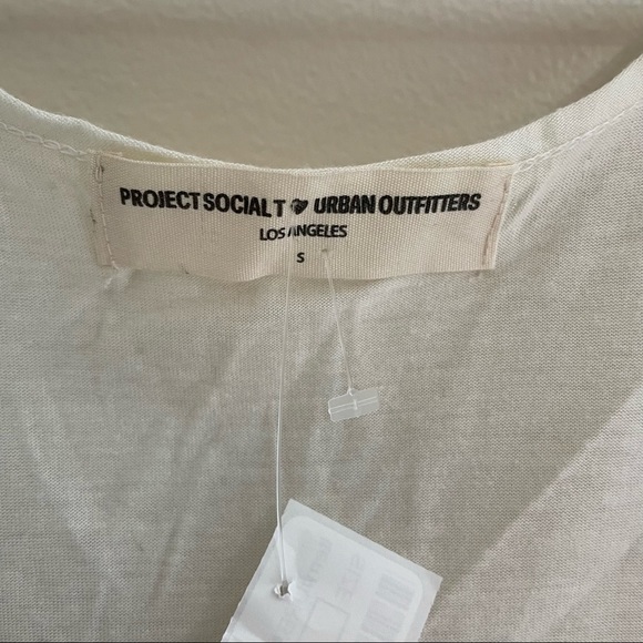 Project Social T Urban Outfitters Across the West
American Road trip graphic T - Picture 10 of 12